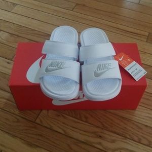 nike benassi duo ultra slide sunflower